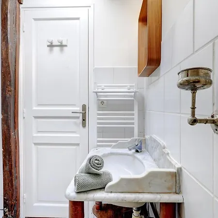 Apartamento Bnbnook - Chic & 1br - Walk To Notre-dame